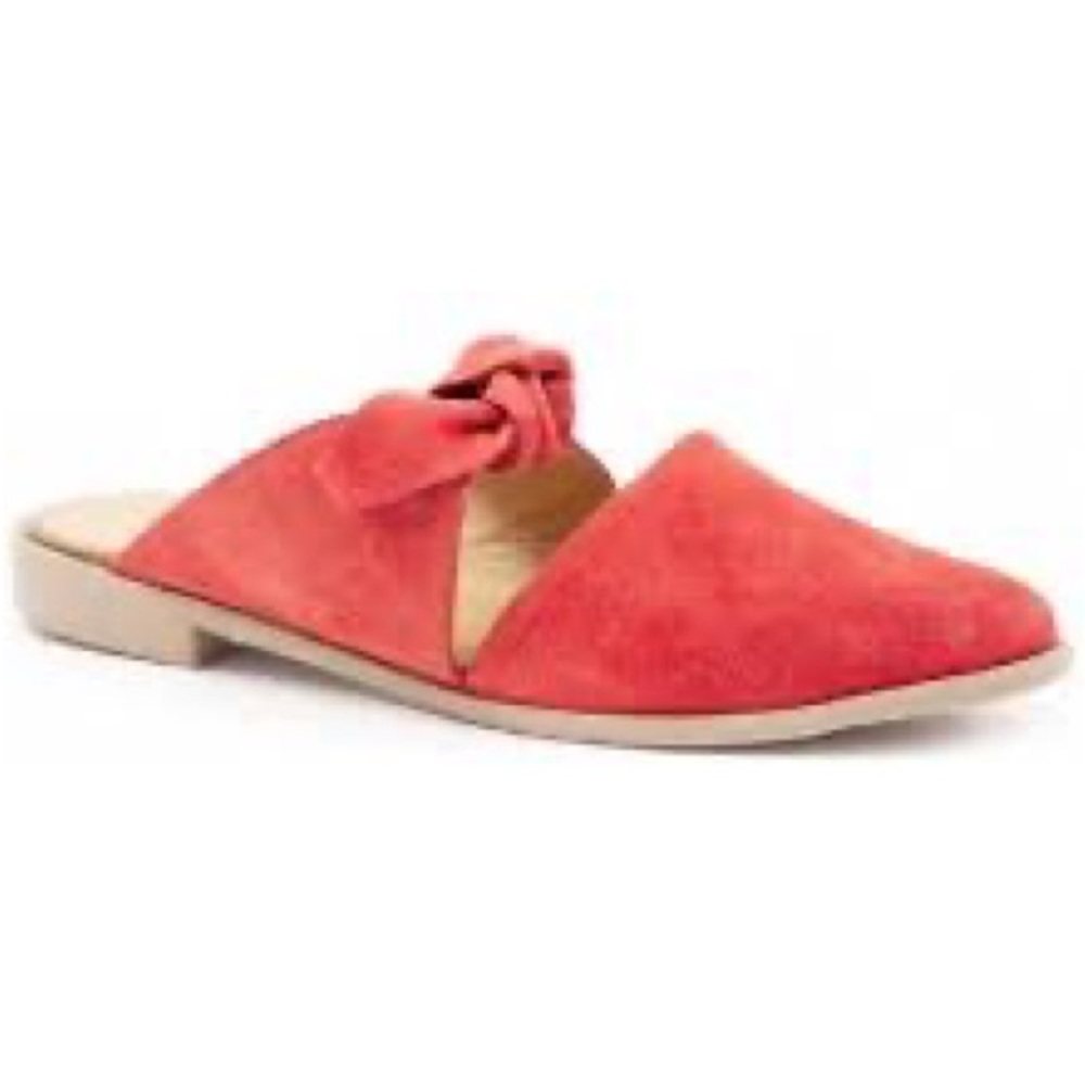 Bueno Coral Suede Knot-Accent Mule
